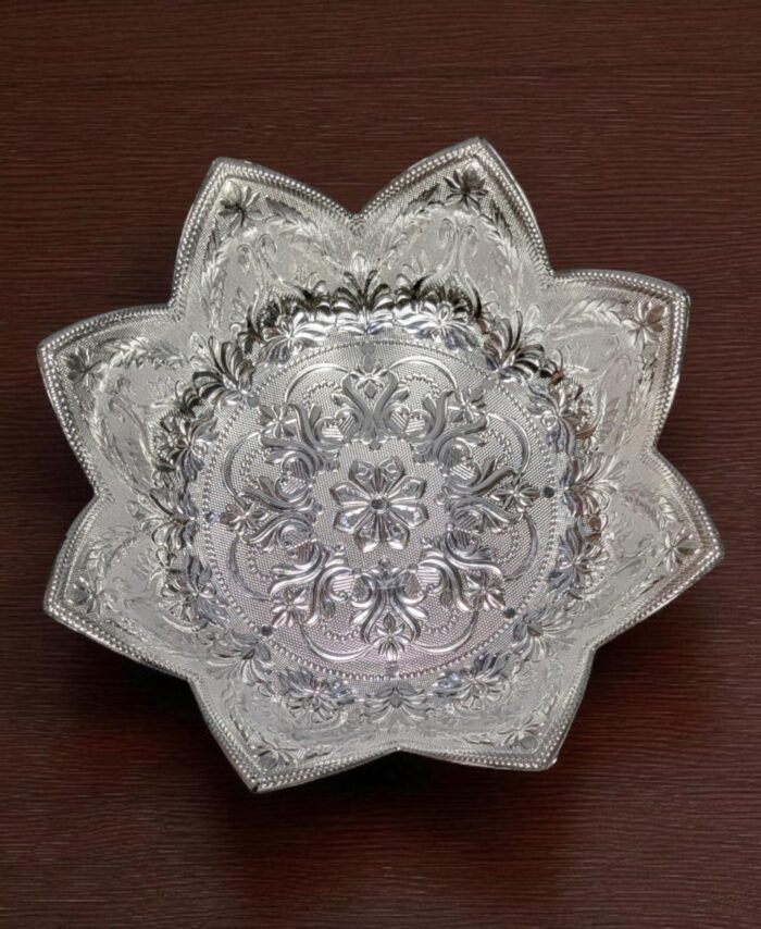 Wedding and pooja decorative trays for parties and festive occasions