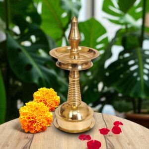 Kerala Vilaku Nilavilaku 8 Inch Traditional Brass Lamp for Pooja and Home Décor